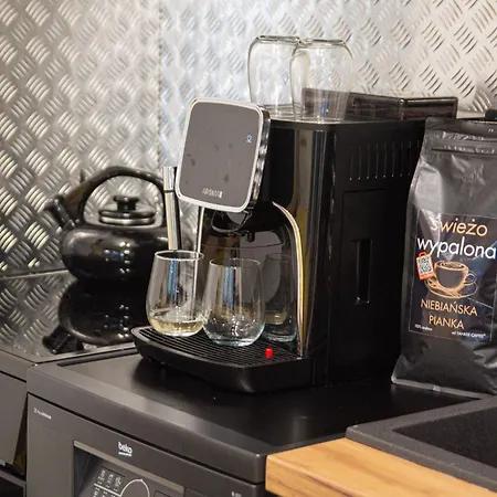 Premium Yellow Loft アパート *